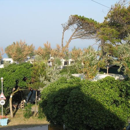 Camping La Pineta Porto Recanati Buitenkant foto