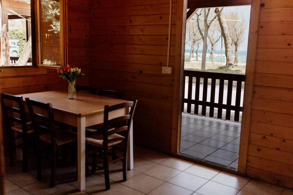 Camping La Pineta Porto Recanati Buitenkant foto