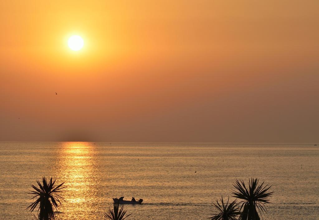 Camping La Pineta Porto Recanati Buitenkant foto